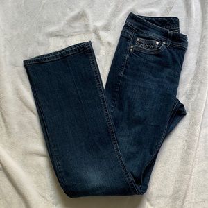 EUC White House Black Market size 6R bootcut jeans, embellished pockets.